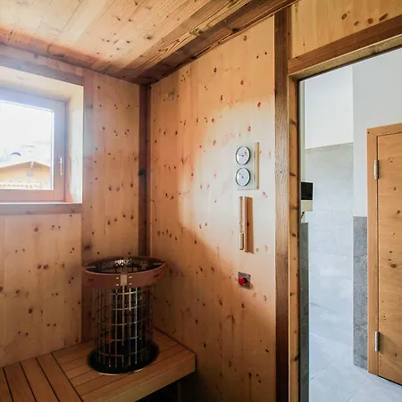First In Mountain By We Rent * Kaprun