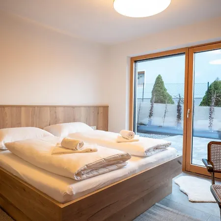 First In Mountain By We Rent * Kaprun