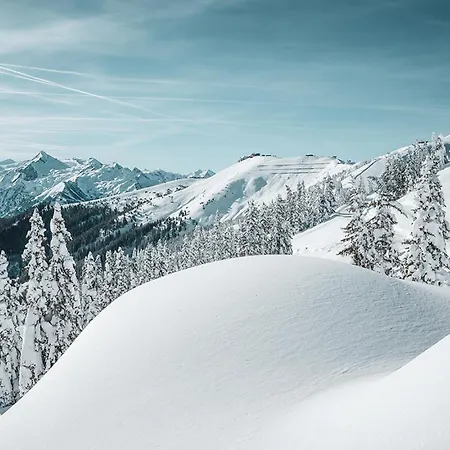 First In Mountain By We Rent * Kaprun