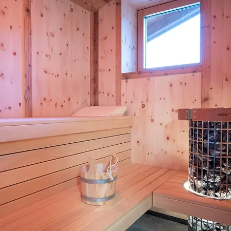 First In Mountain By We Rent * Kaprun