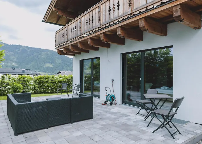 First In Mountain By We Rent * Kaprun